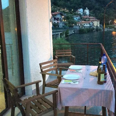 Damia, Independent With Direct Lake Access فيلة *